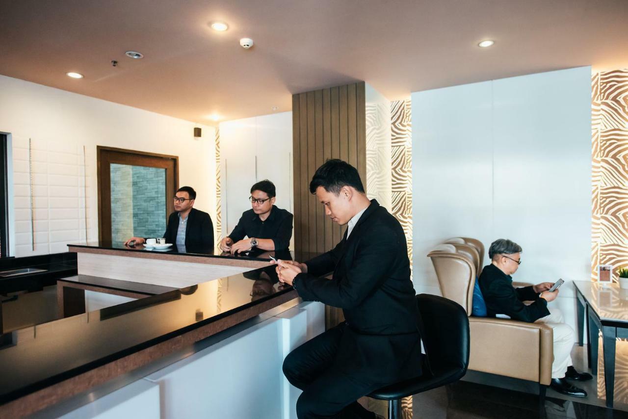 Grand Howard Hotel Bangkok Zewnętrze zdjęcie